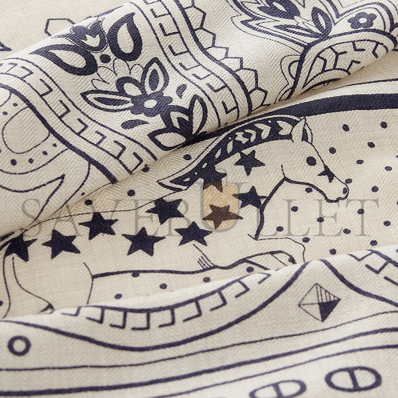 HERMES CHEVAL DE COEUR BANDANA SHAWL 140  H244259S 03 HERMES CHEVAL DE COEUR BANDANA SHAWL 140  H244259S 03